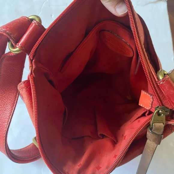 Fossil Morgan Traveler Cross-Body Bag - Picture 10 of 16